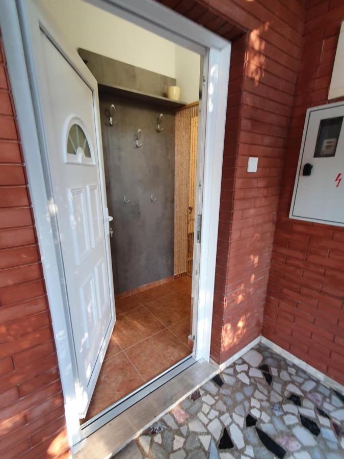 Zita - Heart Of Rovinj, Apartment For 2, Free Parking, 2Min Center, 5Min Beach Walk Buitenkant foto