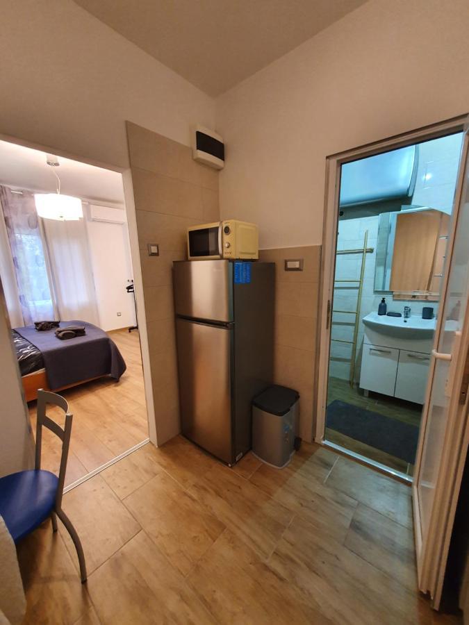 Zita - Heart Of Rovinj, Apartment For 2, Free Parking, 2Min Center, 5Min Beach Walk Buitenkant foto