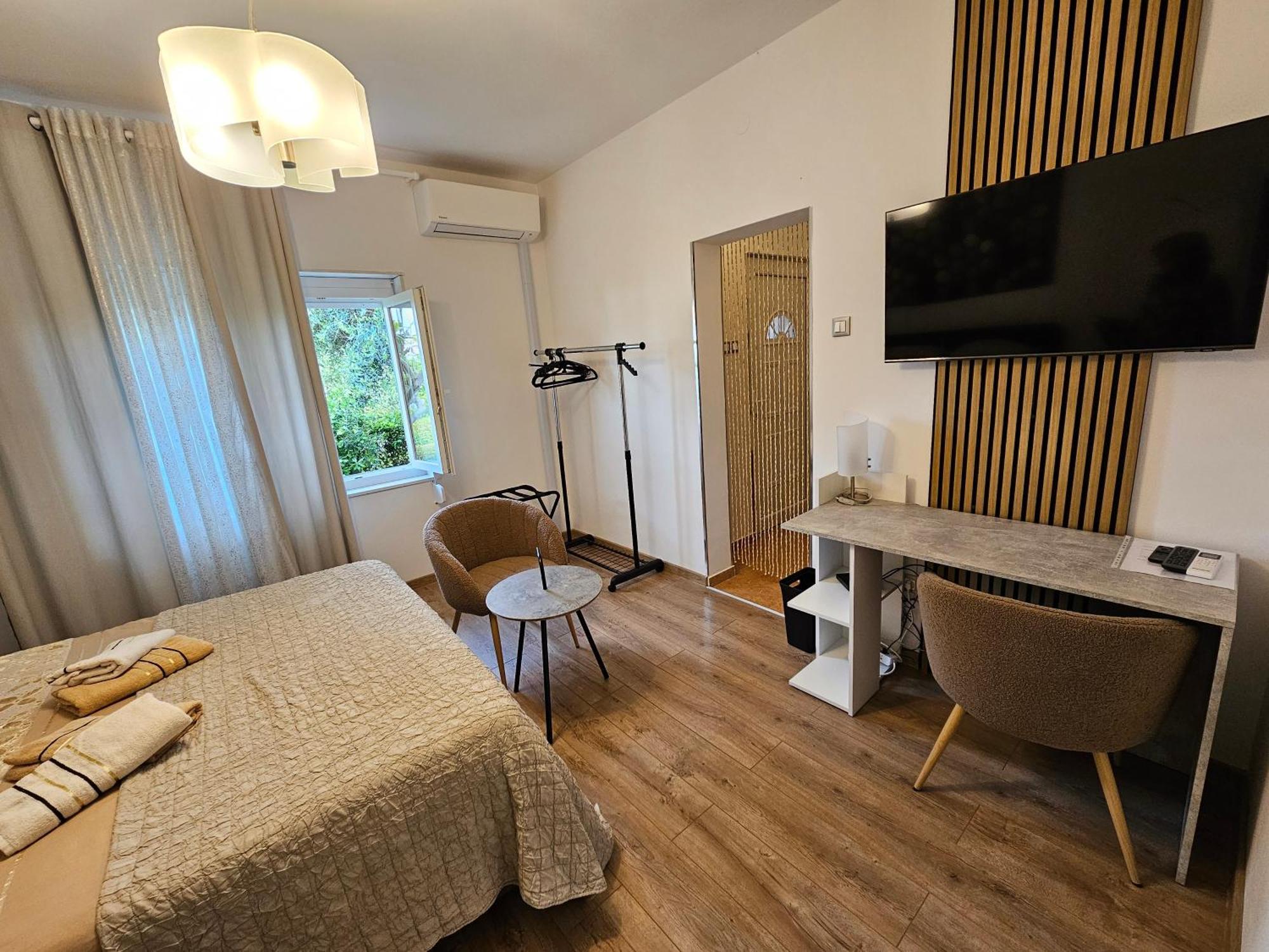 Zita - Heart Of Rovinj, Apartment For 2, Free Parking, 2Min Center, 5Min Beach Walk Buitenkant foto